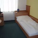 Garni G Ξενοδοχείο 2*