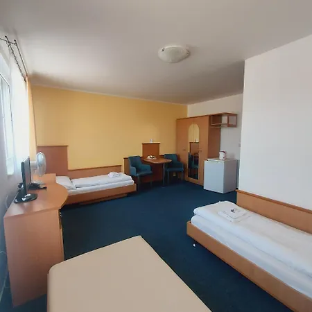 Garni G Hotel Zilina