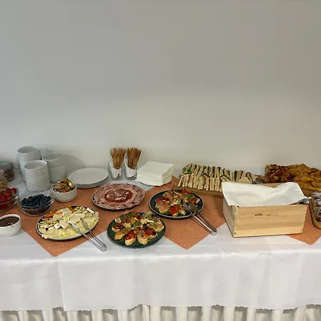 Garni G Ξενοδοχείο