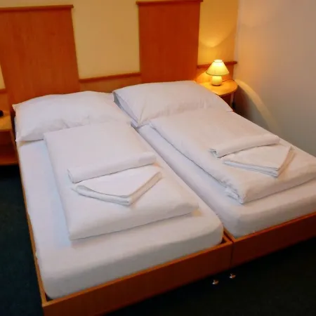 Garni G Hotel 2*