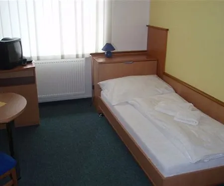 Garni G Hotel 2*