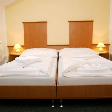 Garni G Hotel 2*